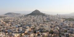 أثينا: عاصمة اليونان القديمة والحديثة